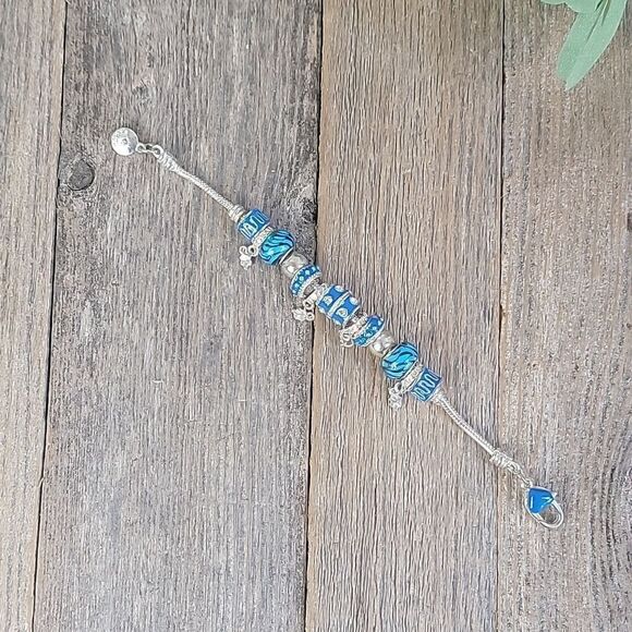 Blue beaded enamel and crystal charm bracelet  8" length - Picture 5 of 6